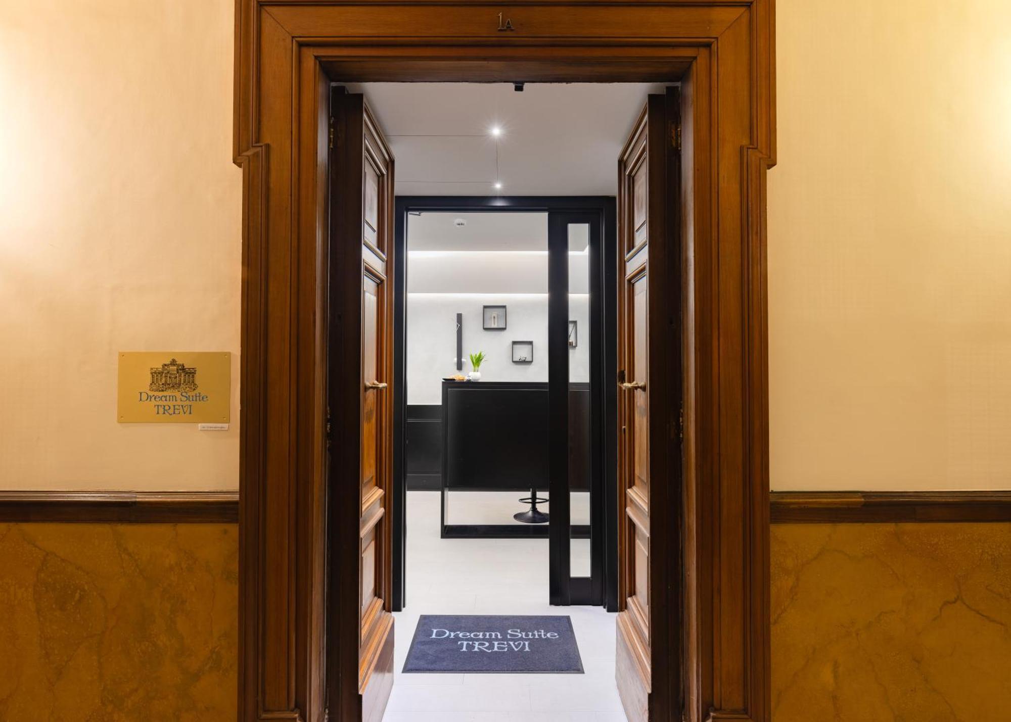 Dream Suite Trevi Roma Dış mekan fotoğraf